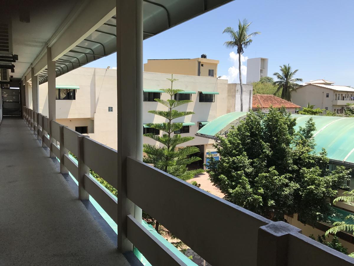 ג'פנה Gnaanams Hotel And Restaurant מראה חיצוני תמונה